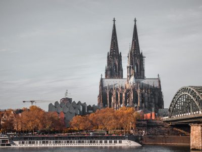 catedral-gotica-com-duas-torres